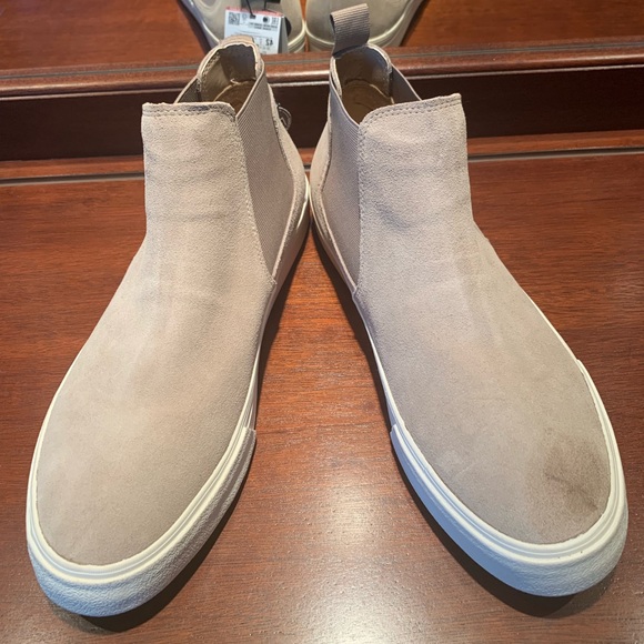 Zara Chelsea Boots - Picture 1 of 6